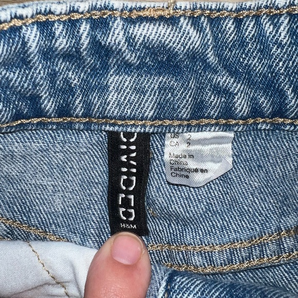 💙NWOT Denim Skirt with Buttons - Picture 3 of 4